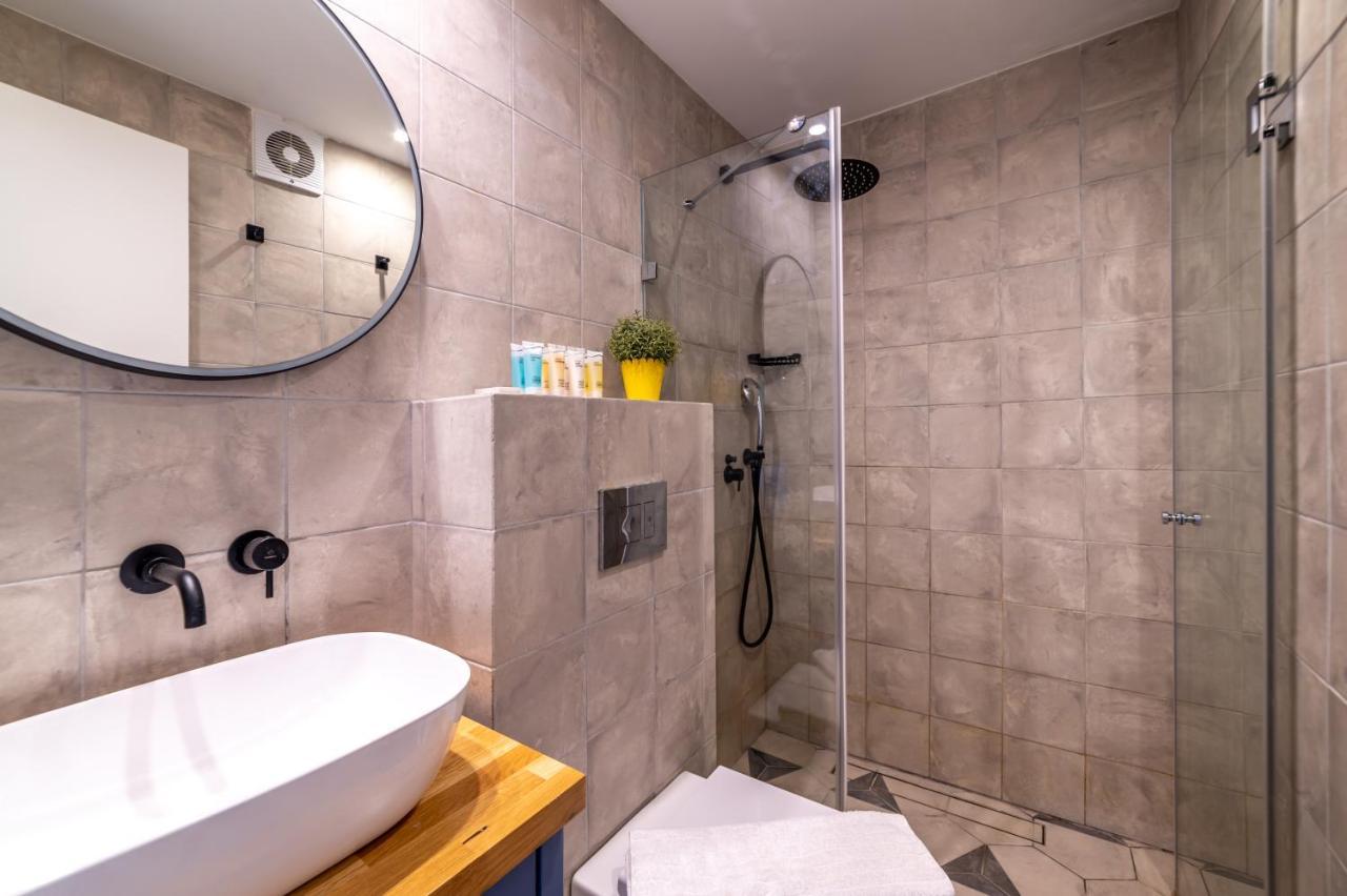 One Bedroom Apartment By Stay Eilat - Sheshet Hayamim Street Exteriör bild
